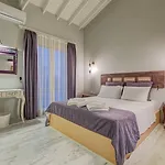 Ξενοδοχείο Vespera 2*
