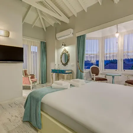 Vespera Hotel 2*