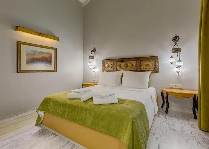 Vespera Hotel 2*